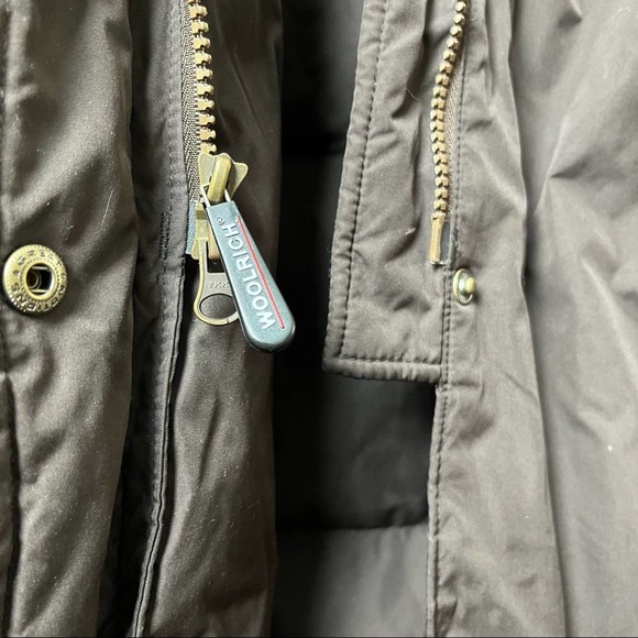 NWT Woolrich Chocolate Duck Down 4510 Coyote Fur Coat Size Medium - Picture 10 of 11